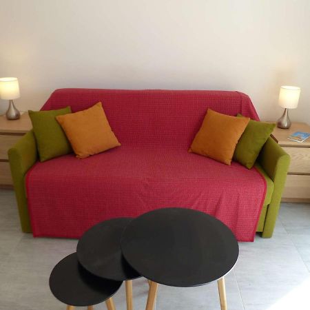 Charmant Studio Climatise Avec Balcon A 50M De La Plage - Le Lavandou Centre-Ville - Fr-1-308-110 Экстерьер фото