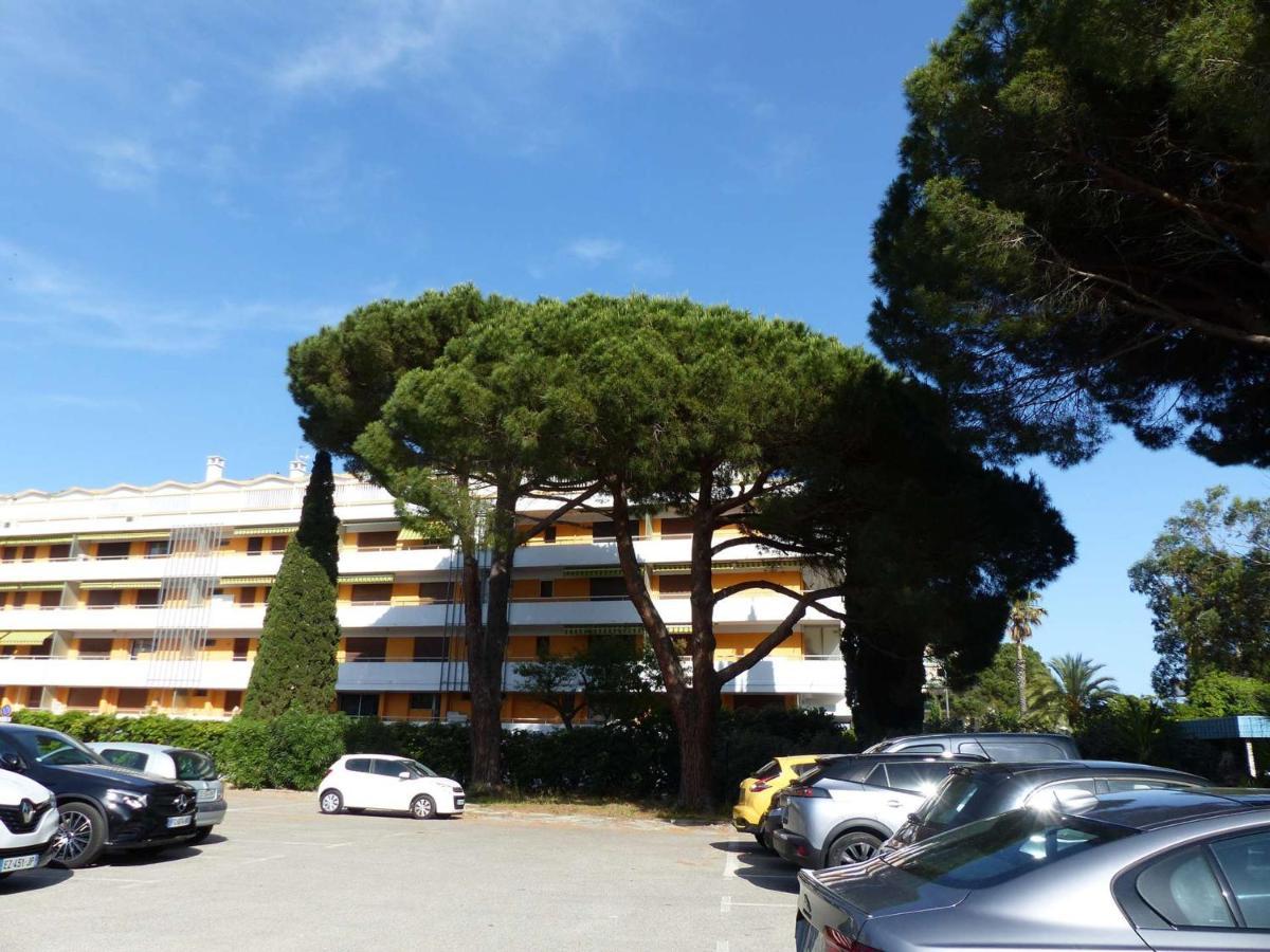 Charmant Studio Climatise Avec Balcon A 50M De La Plage - Le Lavandou Centre-Ville - Fr-1-308-110 Экстерьер фото